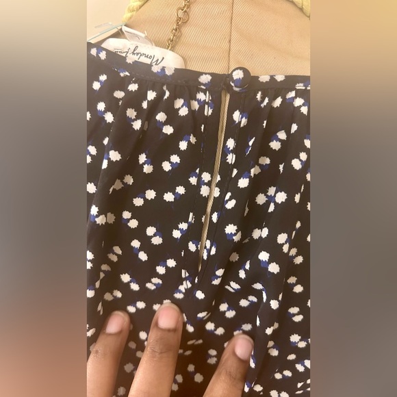 •SALE•Monday Fun, Kaden Pleated Short Sleeve Blouse-NWT - Picture 3 of 7